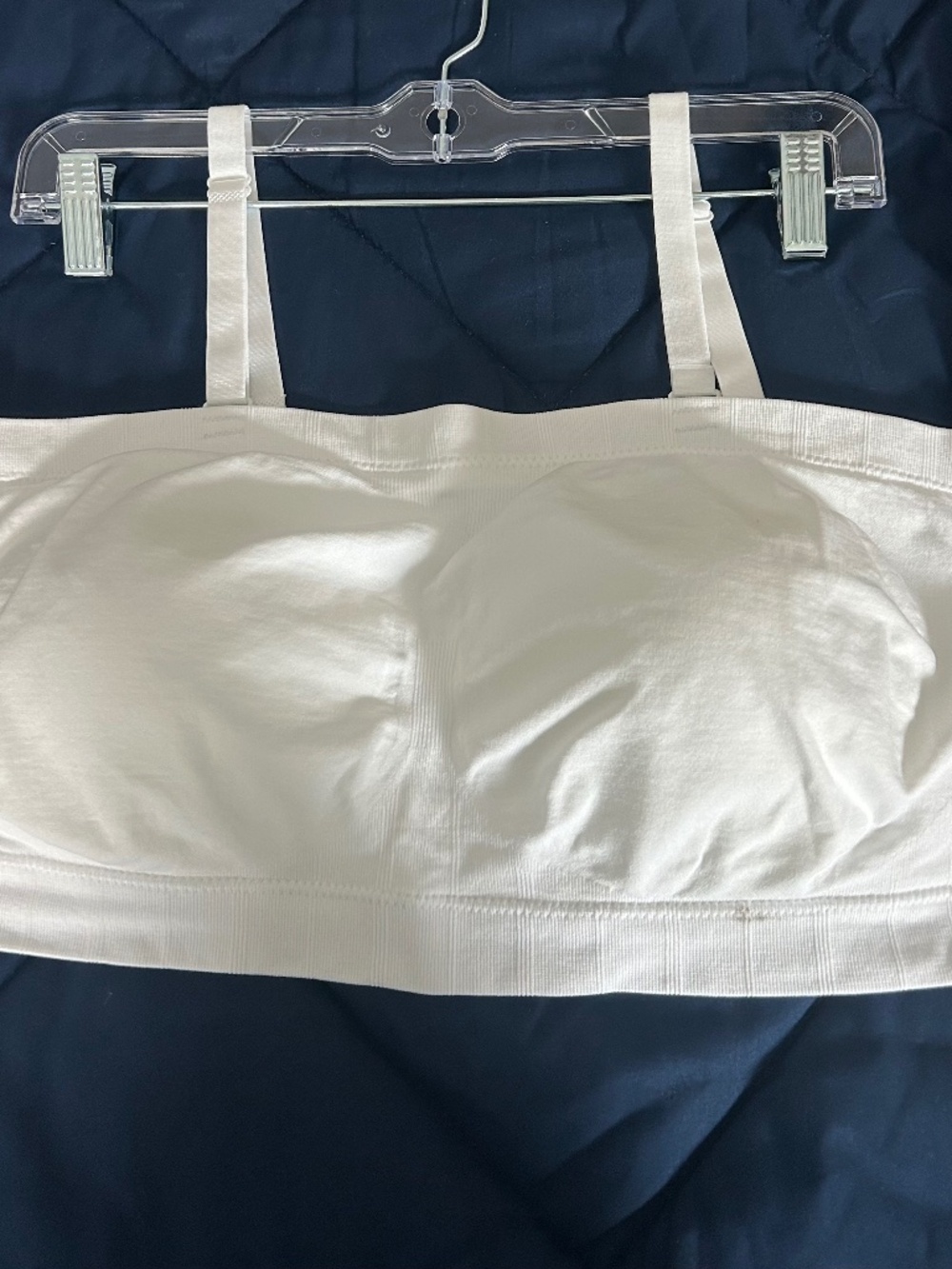 Women's White Seamless Strapless Bralette